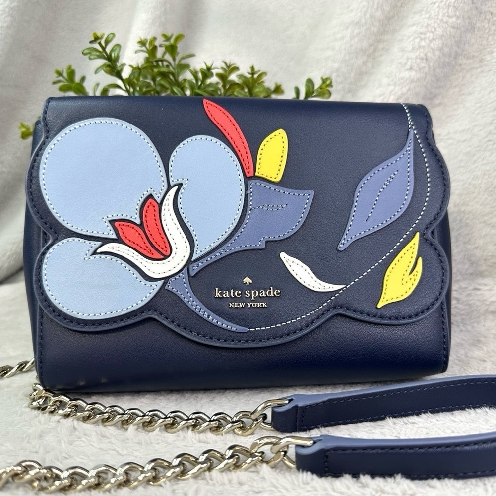 ⭐️HP⭐️ NWT Kate Spade Mini Emelyn